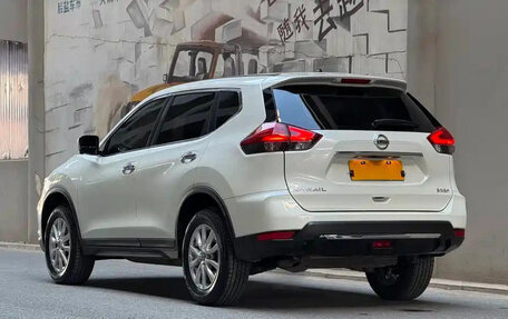 Nissan X-Trail, 2023 год, 2 000 000 рублей, 3 фотография