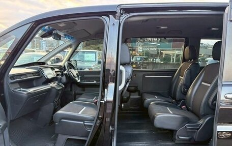 Honda Stepwgn IV, 2017 год, 1 200 000 рублей, 18 фотография