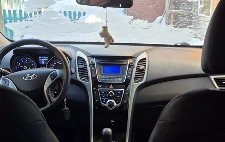 Hyundai i30 II рестайлинг, 2014 год, 750 000 рублей, 3 фотография