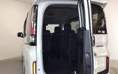 Honda Stepwgn IV, 2021 год, 1 500 000 рублей, 28 фотография