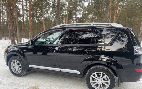 Mitsubishi Outlander III рестайлинг 3, 2007 год, 1 150 000 рублей, 15 фотография