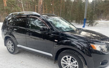 Mitsubishi Outlander III рестайлинг 3, 2007 год, 1 150 000 рублей, 13 фотография