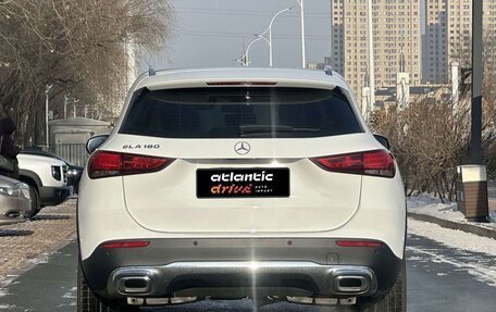 Mercedes-Benz GLA, 2022 год, 2 450 000 рублей, 4 фотография