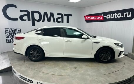 KIA Optima IV, 2019 год, 1 907 000 рублей, 2 фотография