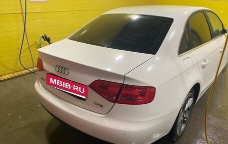 Audi A4, 2011 год, 1 050 000 рублей, 11 фотография