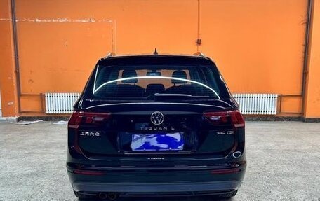 Volkswagen Tiguan II, 2022 год, 2 106 000 рублей, 5 фотография