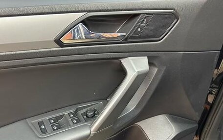 Volkswagen Tiguan II, 2022 год, 2 106 000 рублей, 18 фотография