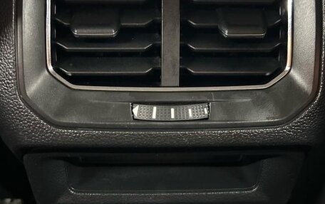 Volkswagen Tiguan II, 2022 год, 2 106 000 рублей, 20 фотография