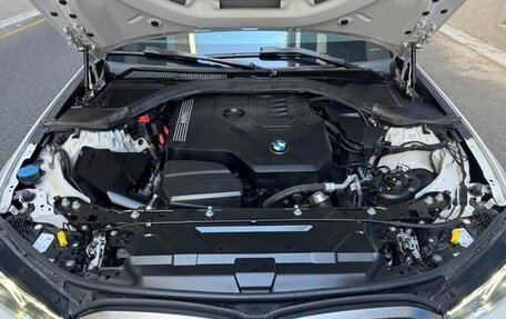 BMW 3 серия, 2022 год, 2 650 000 рублей, 15 фотография