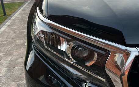 Toyota Land Cruiser Prado 150 рестайлинг 2, 2018 год, 4 590 000 рублей, 8 фотография