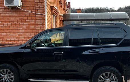 Toyota Land Cruiser Prado 150 рестайлинг 2, 2018 год, 4 590 000 рублей, 10 фотография