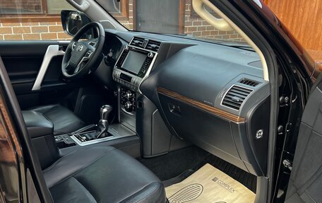 Toyota Land Cruiser Prado 150 рестайлинг 2, 2018 год, 4 590 000 рублей, 18 фотография