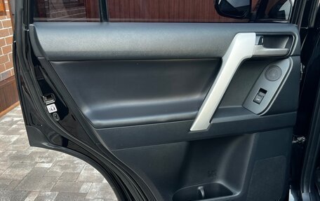 Toyota Land Cruiser Prado 150 рестайлинг 2, 2018 год, 4 590 000 рублей, 24 фотография