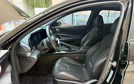 Hyundai Elantra, 2023 год, 1 310 000 рублей, 9 фотография