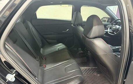 Hyundai Elantra, 2023 год, 1 310 000 рублей, 19 фотография