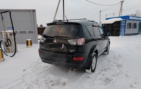 Mitsubishi Outlander III рестайлинг 3, 2007 год, 1 100 000 рублей, 7 фотография