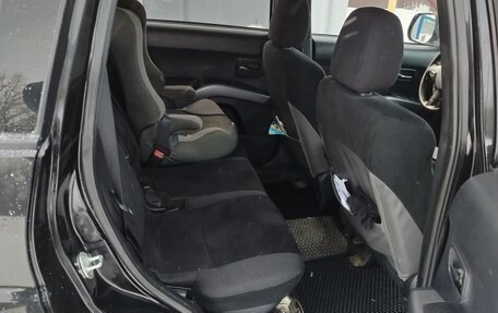 Mitsubishi Outlander III рестайлинг 3, 2007 год, 1 100 000 рублей, 10 фотография