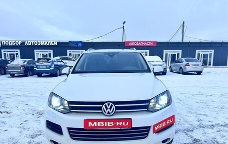 Volkswagen Touareg III, 2012 год, 2 450 000 рублей, 3 фотография
