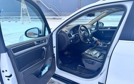 Volkswagen Touareg III, 2012 год, 2 450 000 рублей, 16 фотография