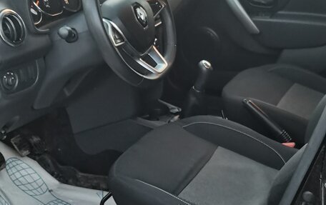 Renault Sandero II рестайлинг, 2020 год, 1 057 000 рублей, 6 фотография