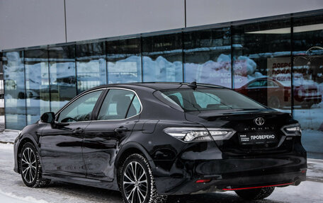 Toyota Camry, 2020 год, 3 550 000 рублей, 7 фотография