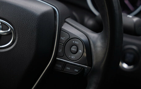Toyota Camry, 2020 год, 3 550 000 рублей, 12 фотография