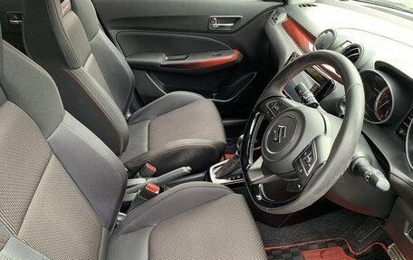 Suzuki Swift V, 2022 год, 1 000 000 рублей, 8 фотография