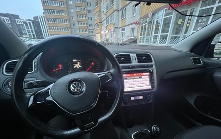 Volkswagen Polo VI (EU Market), 2015 год, 1 250 000 рублей, 8 фотография