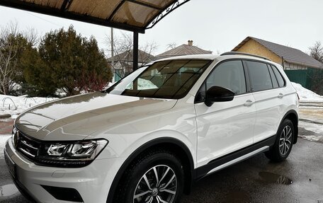 Volkswagen Tiguan II, 2019 год, 3 800 000 рублей, 2 фотография