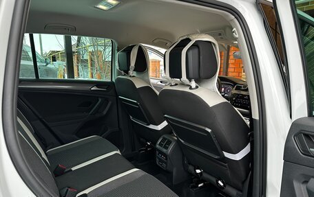 Volkswagen Tiguan II, 2019 год, 3 800 000 рублей, 13 фотография