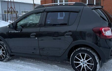 Renault Sandero II рестайлинг, 2015 год, 820 000 рублей, 3 фотография