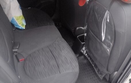 Hyundai Solaris II рестайлинг, 2015 год, 870 000 рублей, 4 фотография