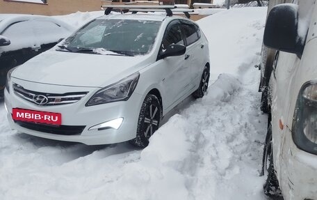 Hyundai Solaris II рестайлинг, 2015 год, 870 000 рублей, 11 фотография