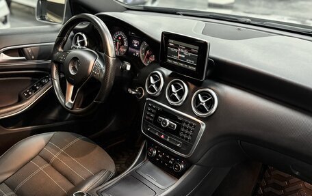 Mercedes-Benz A-Класс, 2015 год, 1 470 000 рублей, 14 фотография