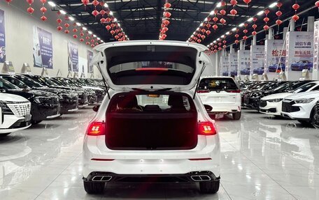 Volkswagen Golf VIII, 2022 год, 2 390 000 рублей, 15 фотография