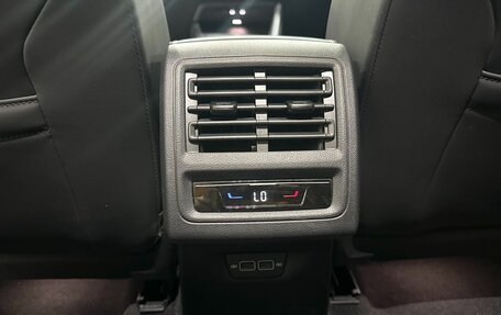 Volkswagen Golf VIII, 2022 год, 2 390 000 рублей, 12 фотография