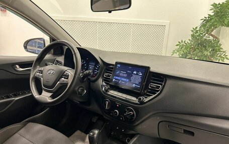 Hyundai Solaris II рестайлинг, 2020 год, 1 700 000 рублей, 10 фотография