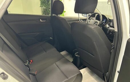 Hyundai Solaris II рестайлинг, 2020 год, 1 700 000 рублей, 11 фотография