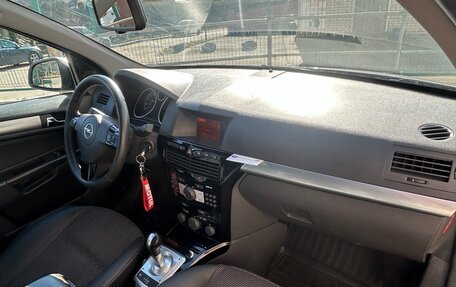 Opel Astra H, 2011 год, 700 000 рублей, 9 фотография