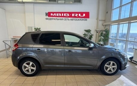 KIA cee'd I рестайлинг, 2010 год, 660 000 рублей, 6 фотография