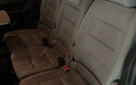 Volkswagen Caddy III рестайлинг, 2004 год, 390 000 рублей, 7 фотография