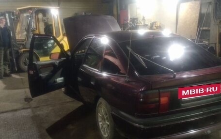 Opel Vectra A, 1993 год, 260 000 рублей, 4 фотография