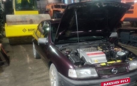 Opel Vectra A, 1993 год, 260 000 рублей, 2 фотография