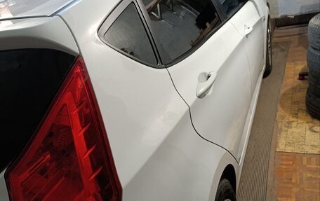 Hyundai Solaris II рестайлинг, 2014 год, 900 000 рублей, 5 фотография