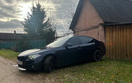 BMW 5 серия, 2013 год, 1 635 000 рублей, 3 фотография