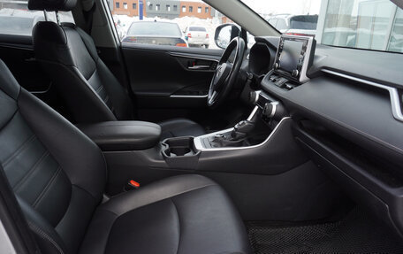 Toyota RAV4, 2021 год, 2 970 000 рублей, 18 фотография