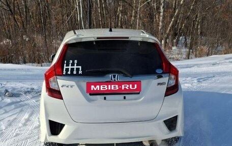 Honda Fit III, 2013 год, 850 000 рублей, 5 фотография