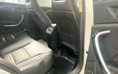 FAW Bestune T77, 2024 год, 2 600 000 рублей, 8 фотография