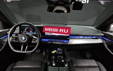 BMW 5 серия, 2025 год, 8 250 000 рублей, 5 фотография