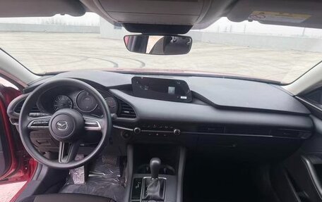 Mazda 3, 2022 год, 1 350 000 рублей, 8 фотография